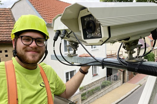 David Androsov je servisním technikem,  který se stará o kamerový systém | foto: Kristýna Vašíčková,  Český rozhlas