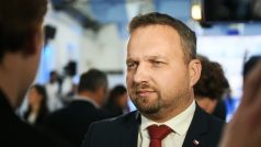 Předseda KDU-ČSL a ministr práce a sociálních věcí Marian Jurečka ve volebním štábu stany